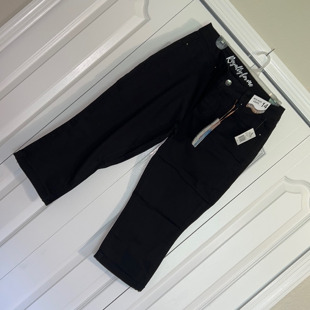 Royalty Mid- Rise Crops